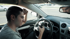 4k-lost-driver-in-car-looking-around_roetz0qca_thumbnail-full02-300x169.png