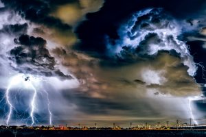 thunderstorm-1768742-300x200.jpg