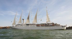 2560px-Wind_Surf_ship_1989-300x165.jpg