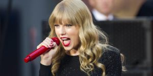 Taylor-Swift-RED-2013-Background-HD-Wallpaper-1080x541-300x150.jpg