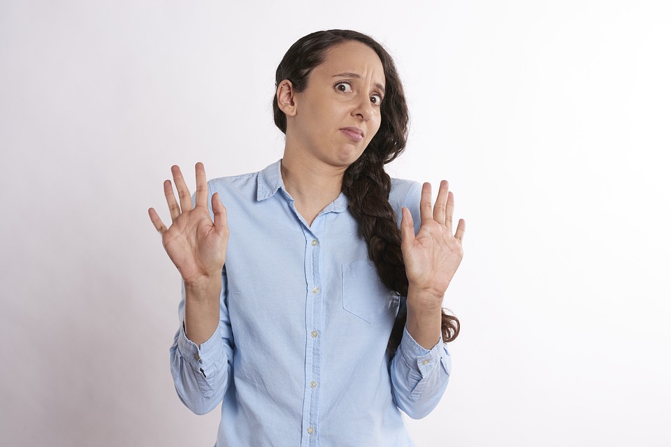 shocked-2681488_960_720-1538164622775.jpg