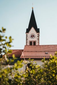 felix-mittermeier-728592-unsplash-200x300.jpg