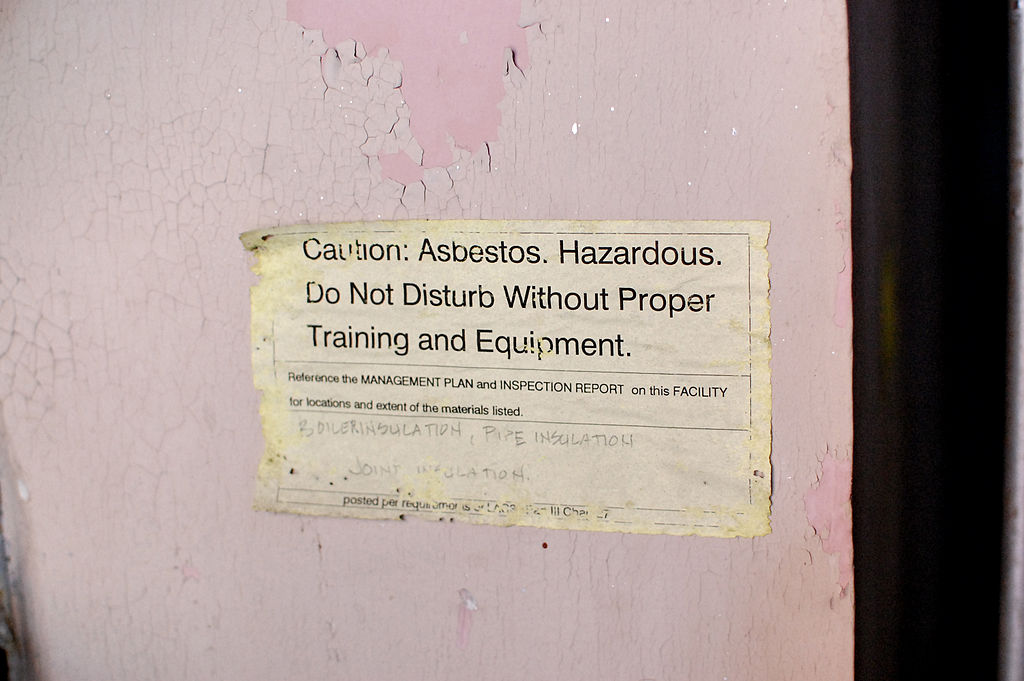 abandoned_art_school_3_-6342328821--1544563123135.jpg