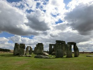 stonehenge-200578-300x225.jpg