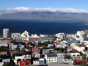 iceland-944592-300x225.jpg