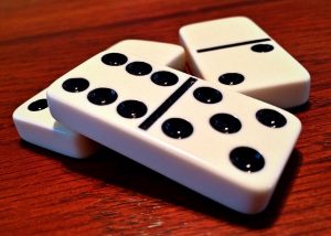 dominoes-1615744-300x214.jpg