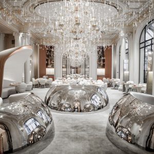 paris-plaza-athenee-restaurant-alain-ducasse-au-plaza-athenee-room_Square-904x904-300x300.jpg
