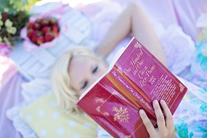 woman-reading-887274-300x200.jpg