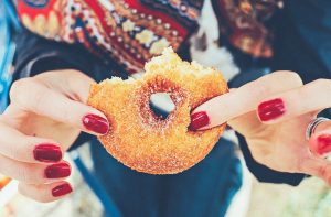 donut-2616841_1920-300x197.jpg