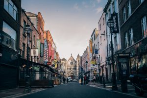 gregory-dalleau-KT4dOfvtZSg-unsplash-300x200.jpg