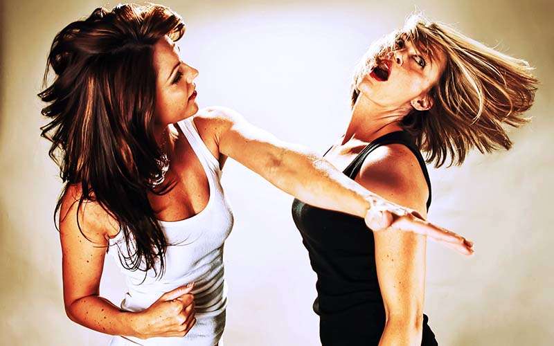 8-woman-hitting-slapping-another-woman.jpg