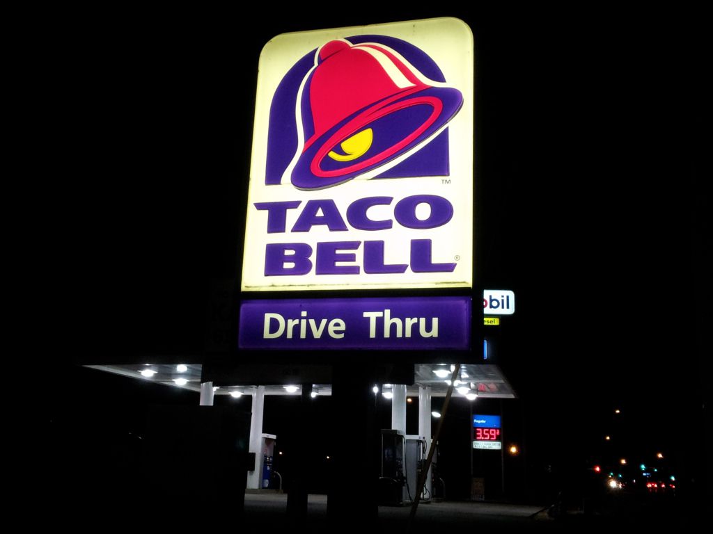 Strangest-Real-Life-Stories-Drive-Through-35.jpg.optimal.jpg