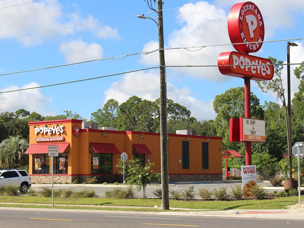 Strangest-Real-Life-Stories-Drive-Through-41.jpg.optimal.jpg