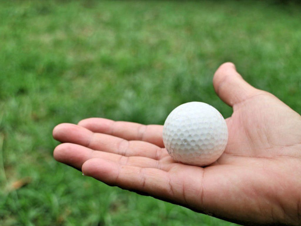 golf-ball-2-shutterstock_287498399-768x512-1.jpg.optimal.jpg