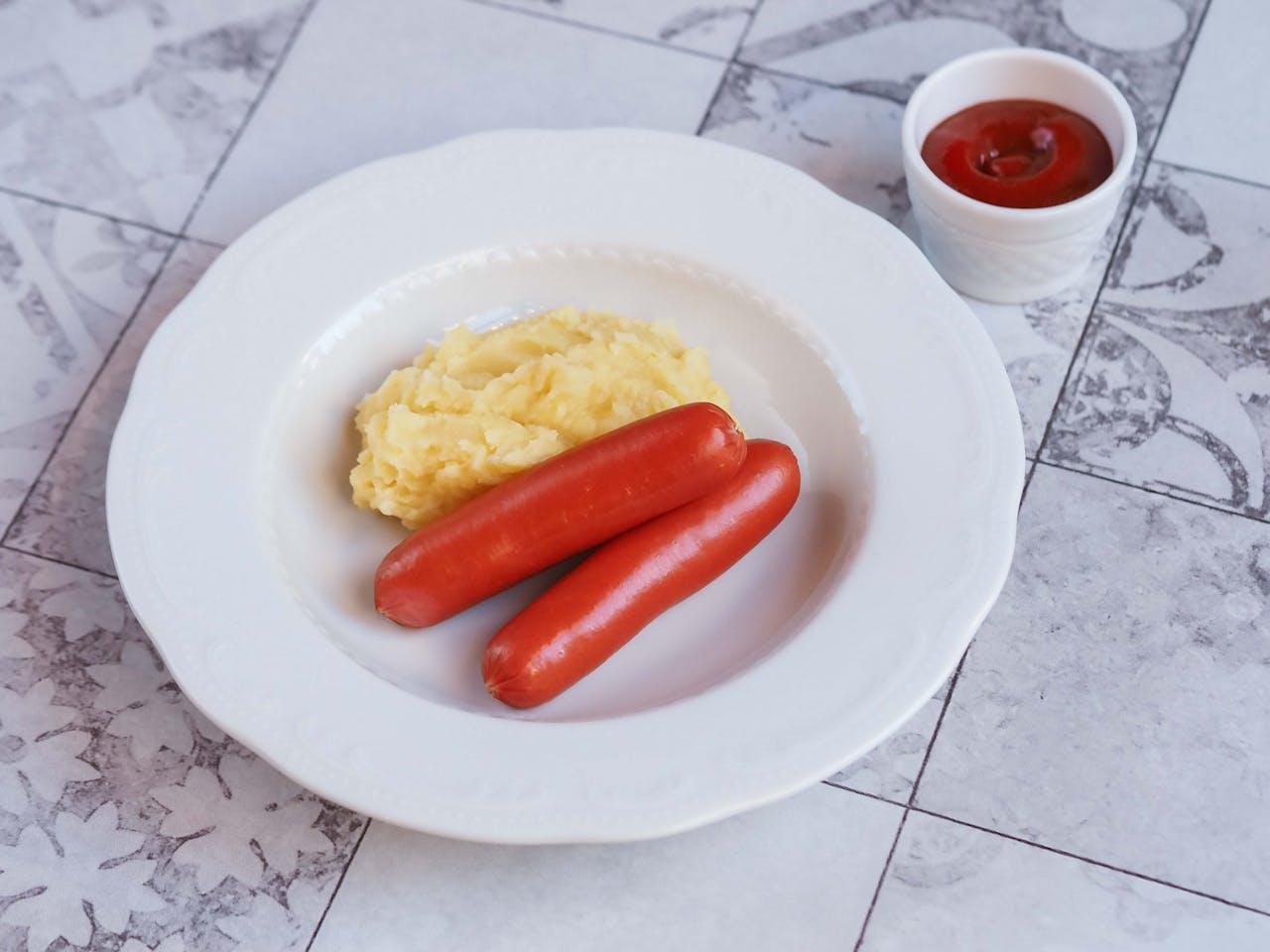 10 Horrible Things About Greasy Spoon Diners & 10 Reasons They’re ...